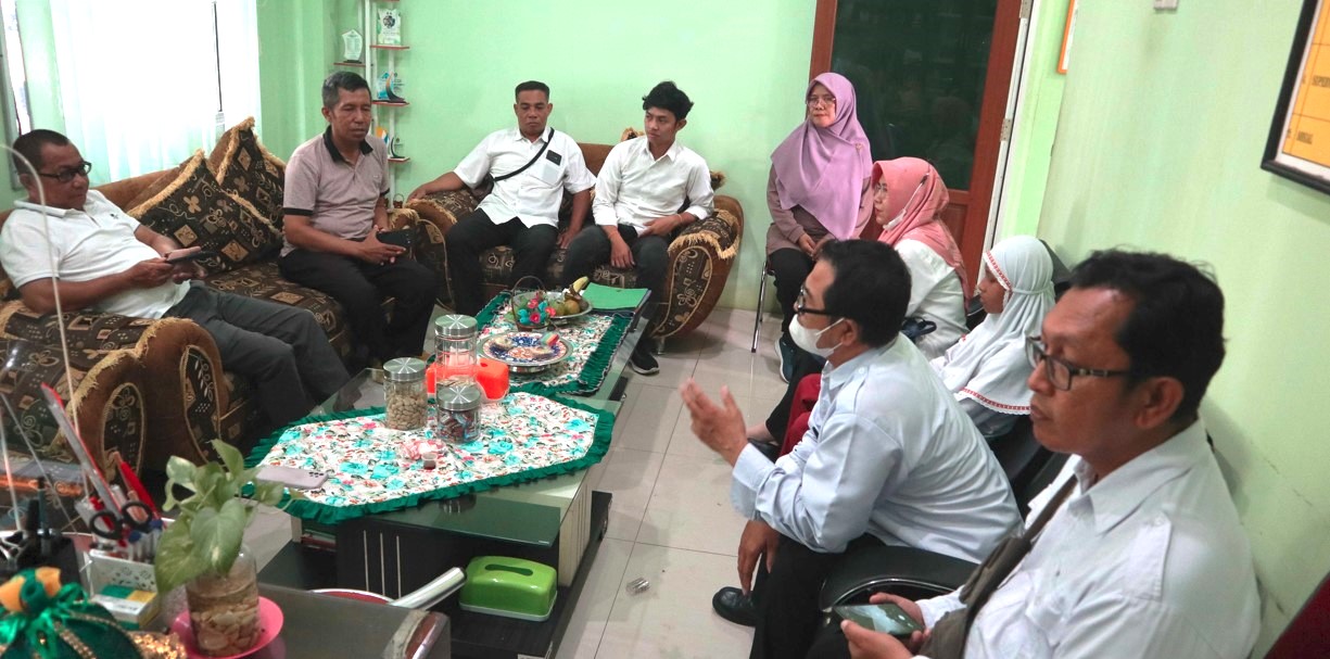 Kemenag Kota Pontianak Laksanakan Monev Di MTs.N 2 Pontianak