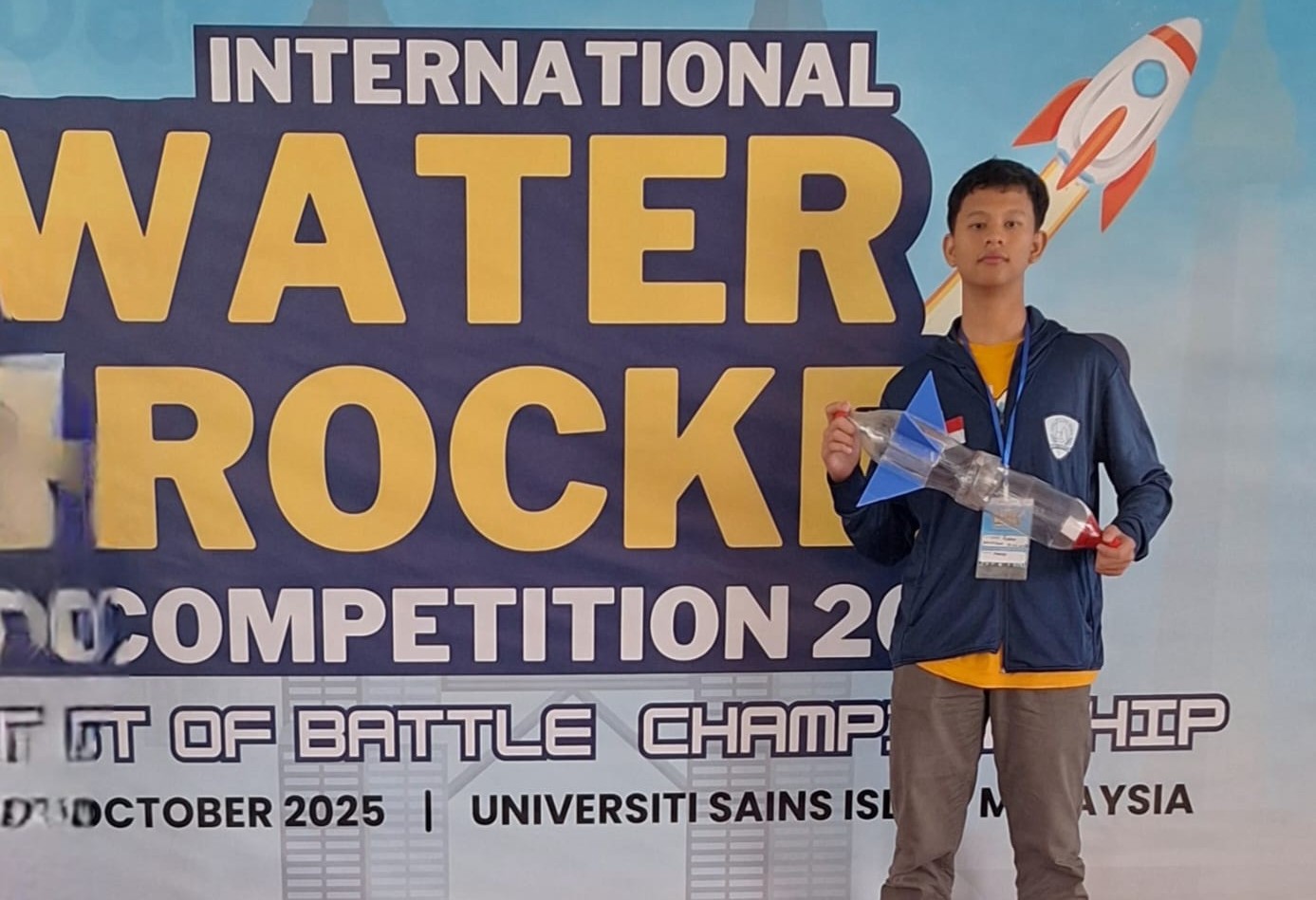Uray Rakha Siswa MTsN 2 Pontianak Tembus Peringkat Ke 7 Internasional Water Rocket Competition Di Kuala